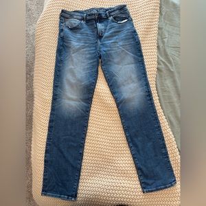 NWOT Men’s American Eagle Jeans.